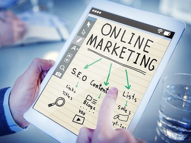 what is the difference between digital marketing vs direct marketing