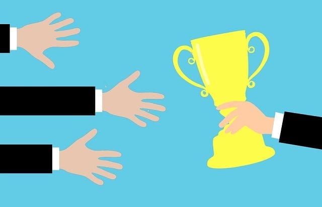 How to Run a Successful Social Media Competition on Facebook & Twitter How to Run a Successful Social Media Competition on Facebook & Twitter